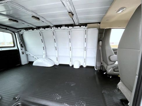 New 2026 Chevrolet Express 2500 w/ Driver Convenience Package image 12