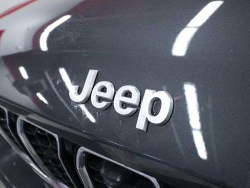 Used 2024 Jeep Grand Cherokee L Overland w/ Advanced Protech Group III AWD/4WD image 42