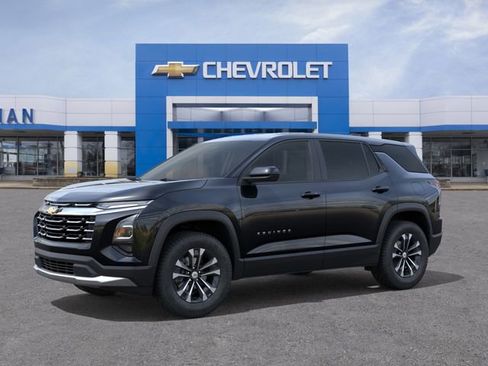 New 2026 Chevrolet Equinox LT image 2