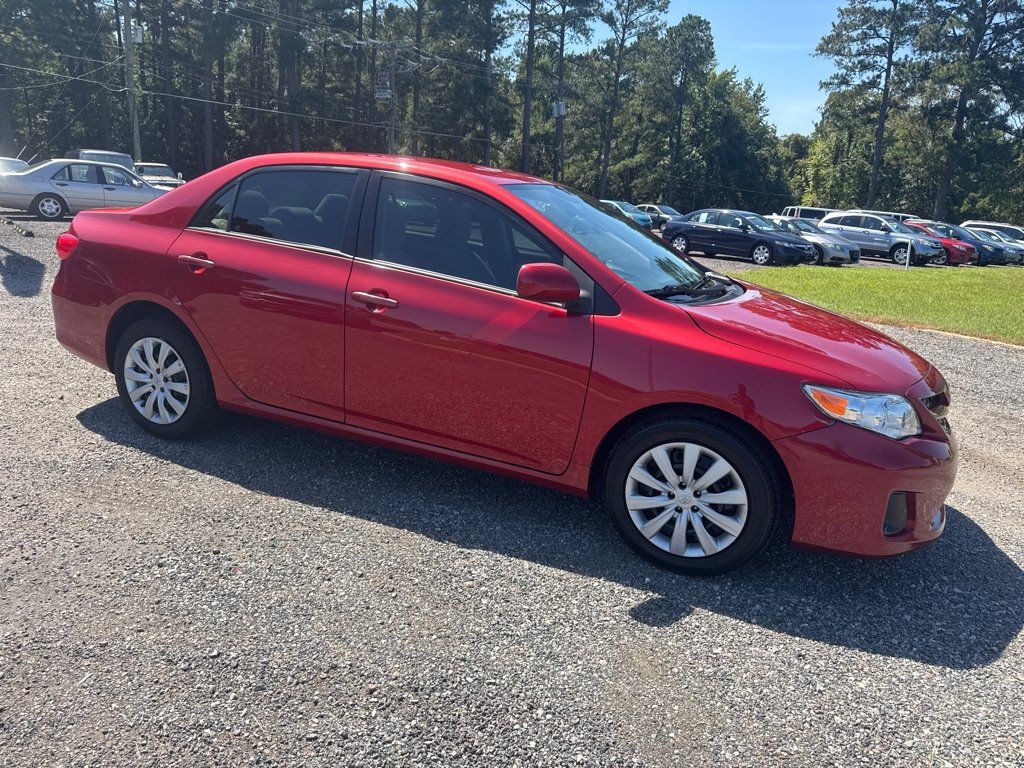 Used 2012 Toyota Corolla LE FWD image 13
