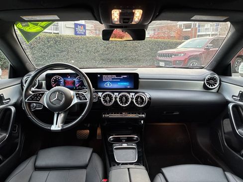 Used 2025 Mercedes-Benz CLA 250 CLA 250 image 12