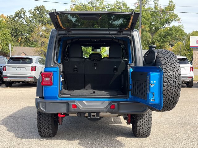 Used 2024 Jeep Wrangler Unlimited Rubicon w/ Technology Group AWD/4WD image 29