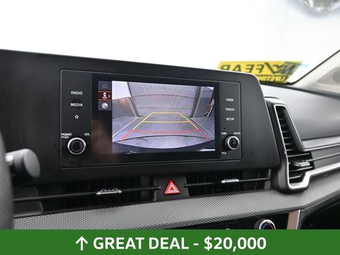 Used 2024 Kia Sportage LX image 31