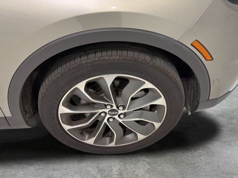 Used 2023 Lincoln Nautilus Reserve w/ Equipment Group 201A AWD/4WD image 26