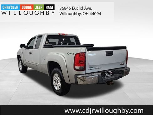 Used 2010 GMC Sierra 1500 SLE w/ Power Pack Plus AWD/4WD image 6