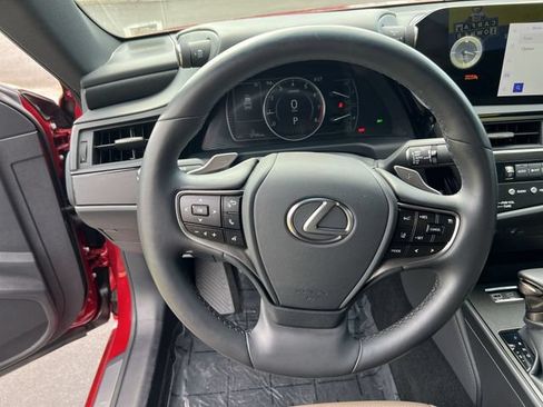Certified 2025 Lexus ES 350 w/ Premium Package FWD image 12