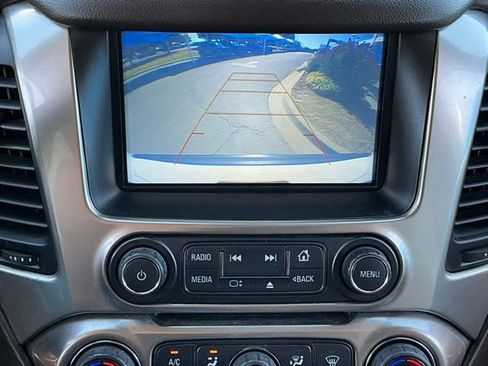 Used 2019 Chevrolet Tahoe LT AWD/4WD image 18