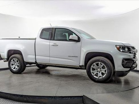 Used 2022 Chevrolet Colorado LT w/ Fleet Safety Package image 11