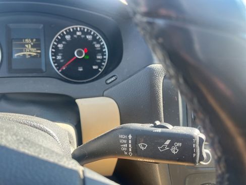 Used 2014 Volkswagen Jetta TDI image 14