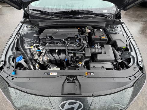 New 2026 Hyundai Elantra Limited w/ Cargo Package FWD image 20