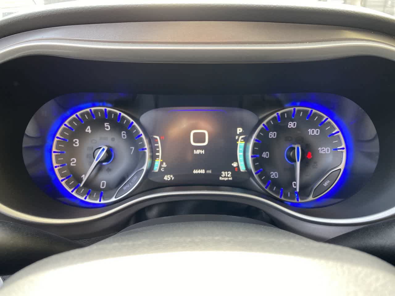 Used 2025 Chrysler Pacifica Select FWD image 25
