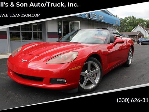 Used 2005 Chevrolet Corvette Convertible w/ Preferred Equipment Group RWD image 1