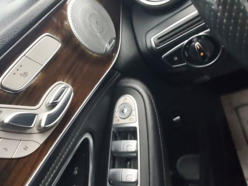 Used 2015 Mercedes-Benz C 300 4MATIC Sedan image 11