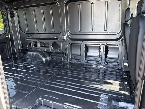 New 2026 Ford Transit 350 148 Medium Roof RWD image 15
