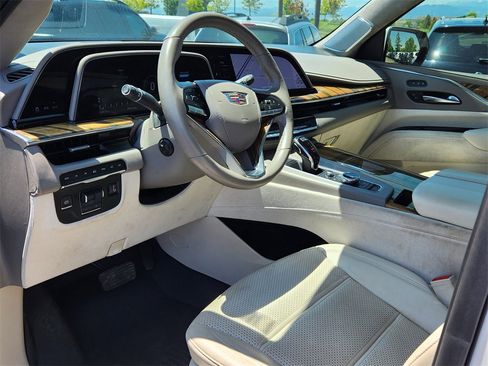 Used 2021 Cadillac Escalade Sport Platinum image 7