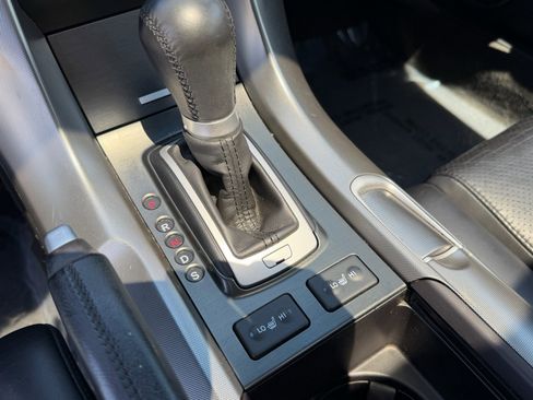 Used 2010 Acura TL w/ Technology Package FWD image 16
