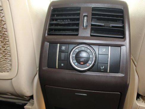 Used 2017 Mercedes-Benz GLS 450 4MATIC image 26