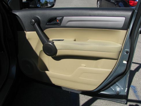 Used 2011 Honda CR-V LX image 12