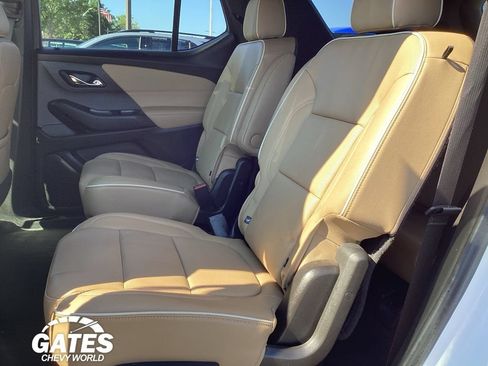 Used 2022 Chevrolet Traverse Premier AWD/4WD image 15