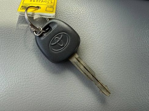 Used 2009 Toyota Corolla LE FWD image 10