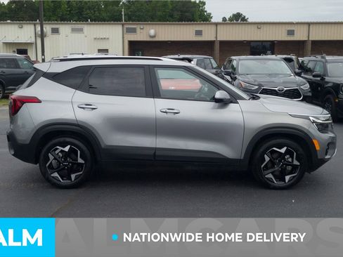 Used 2025 Kia Seltos S FWD image 5