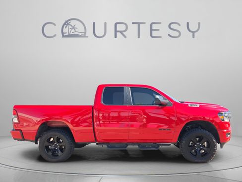 Used 2022 RAM 1500 Big Horn AWD/4WD image 6
