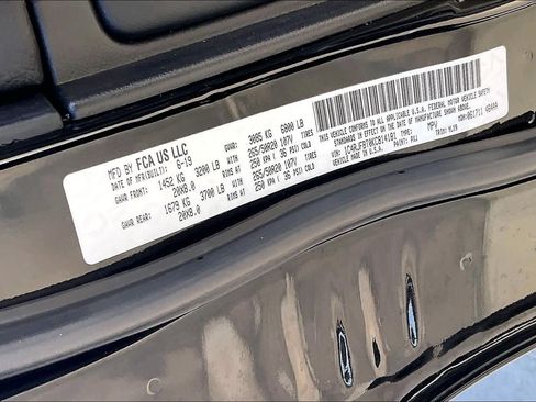 Used 2019 Jeep Grand Cherokee Limited X image 34