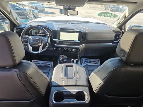 Used 2022 GMC Sierra 1500 Elevation w/ Elevation Premium Package image 21