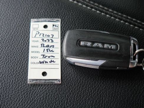 Used 2023 RAM 1500 Big Horn AWD/4WD image 36