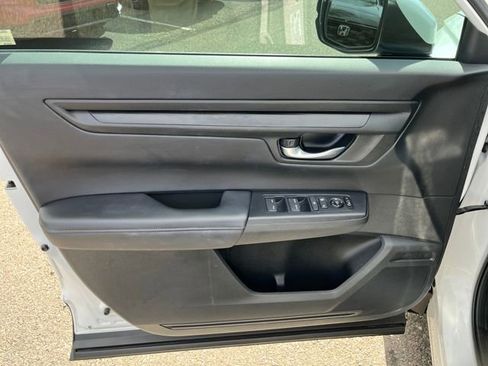 Certified 2025 Honda CR-V EX image 5