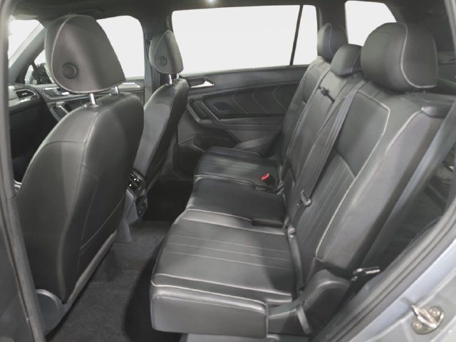 Used 2022 Volkswagen Tiguan SE R-Line FWD image 25