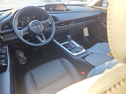 New 2025 MAZDA CX-30 AWD 2.5 S w/ Select Sport Pkg image 6