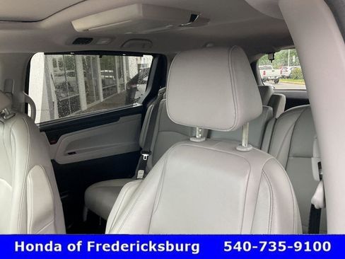 Used 2023 Honda Odyssey Touring image 33