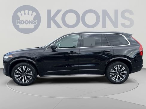 Used 2021 Volvo XC90 T5 Momentum w/ Climate Package AWD/4WD image 13