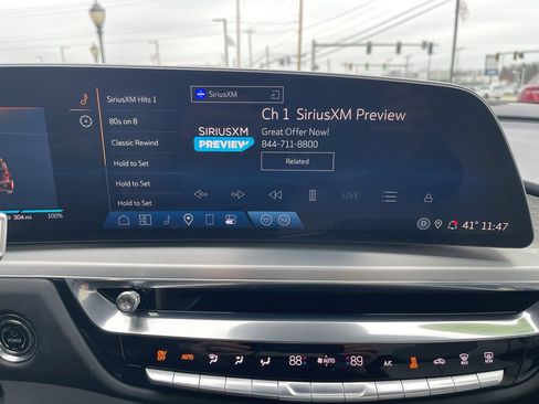 Used 2024 Cadillac Lyriq Luxury image 25