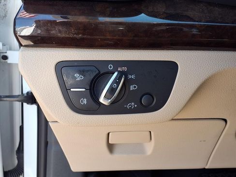 Used 2020 Audi Q5 2.0T Premium image 18