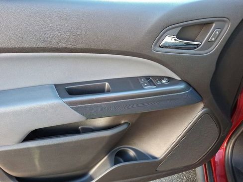 Used 2017 Chevrolet Colorado Z71 image 22