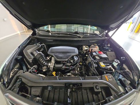 Used 2025 Cadillac XT5 Sportv w/ Technology Package AWD/4WD image 24