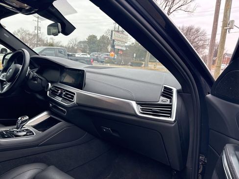 Used 2022 BMW X6 xDrive40i w/ M Sport Package image 6