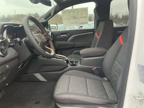 New 2026 Chevrolet Colorado Z71 image 12