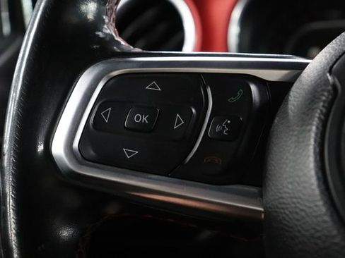 Used 2020 Jeep Gladiator Rubicon AWD/4WD image 17