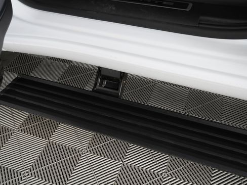 Used 2025 GMC Sierra 3500 Denali Ultimate image 16