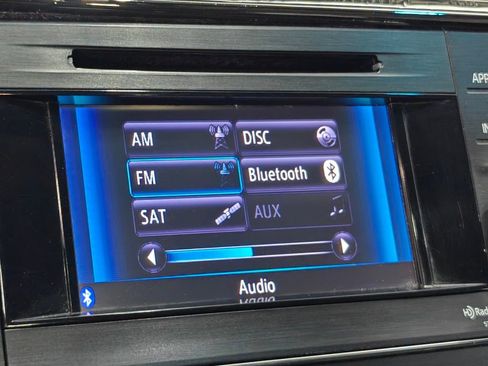 Used 2013 Toyota Avalon XLE Touring FWD image 34