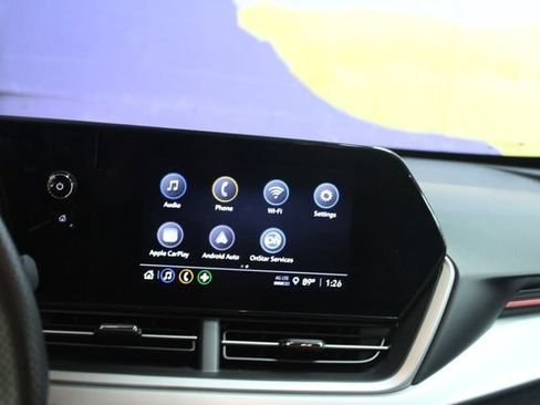 Used 2024 Chevrolet Trax RS FWD image 19