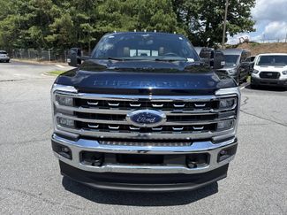 Used 2025 Ford F250 Lariat w/ Lariat Ultimate Package AWD/4WD video 2