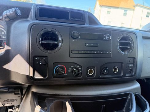 Used 2011 Ford E-250 and Econoline 250 E 250 3dr Cargo Van w/ PWR Group image 16