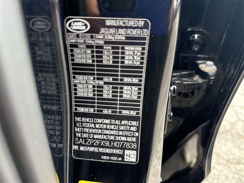 Used 2020 Land Rover Range Rover Evoque SE image 26