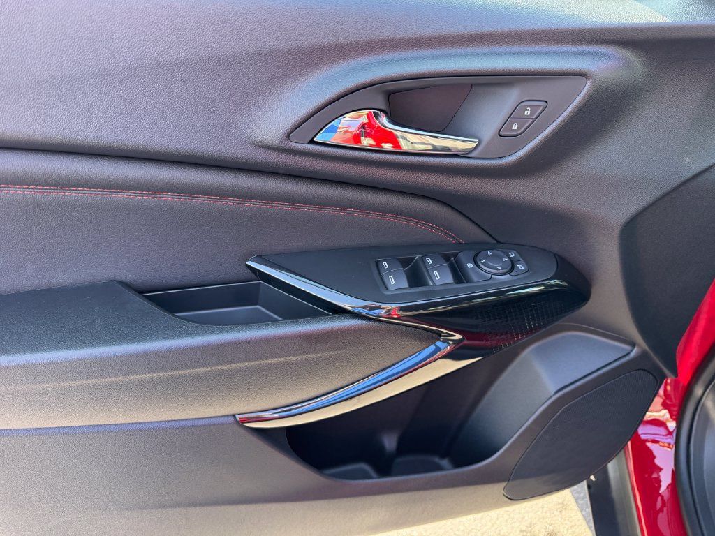 New 2026 Chevrolet Trax RS w/ Driver Confidence Package FWD image 15