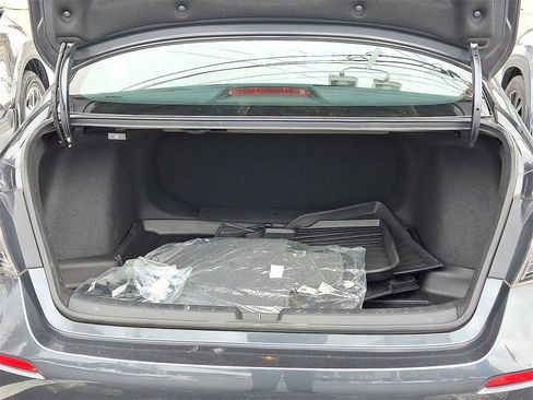 Used 2022 Honda Civic Sport image 29