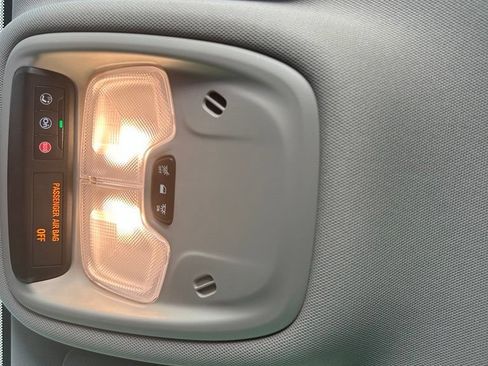 Used 2022 Buick Encore GX Preferred w/ Cold Weather Comfort Package FWD image 26